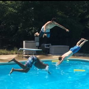 Meet your Posher, Chase